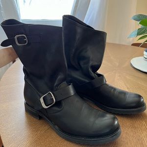 Frye Veronica short slouch moto boot size 10.